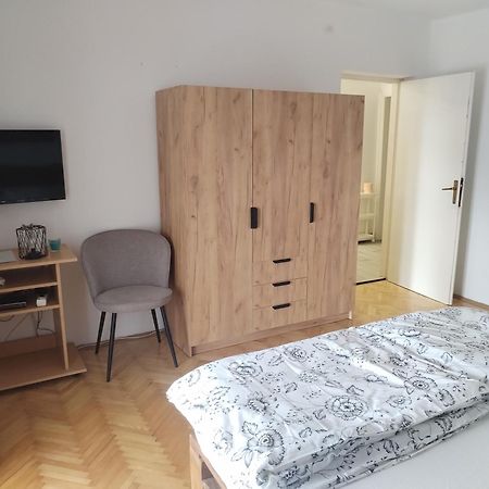 Stonewood Dalmacija Apartment พรีมอชเตน ภายนอก รูปภาพ