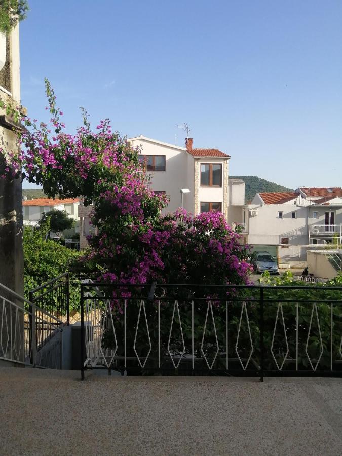 Stonewood Dalmacija Apartment พรีมอชเตน ภายนอก รูปภาพ