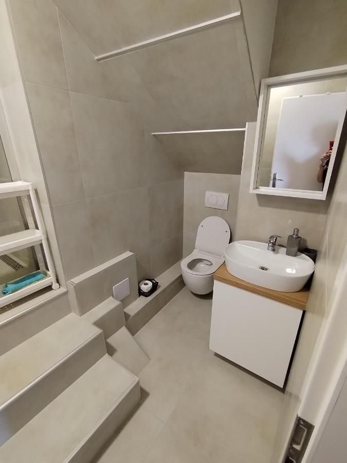 Stonewood Dalmacija Apartment พรีมอชเตน ภายนอก รูปภาพ