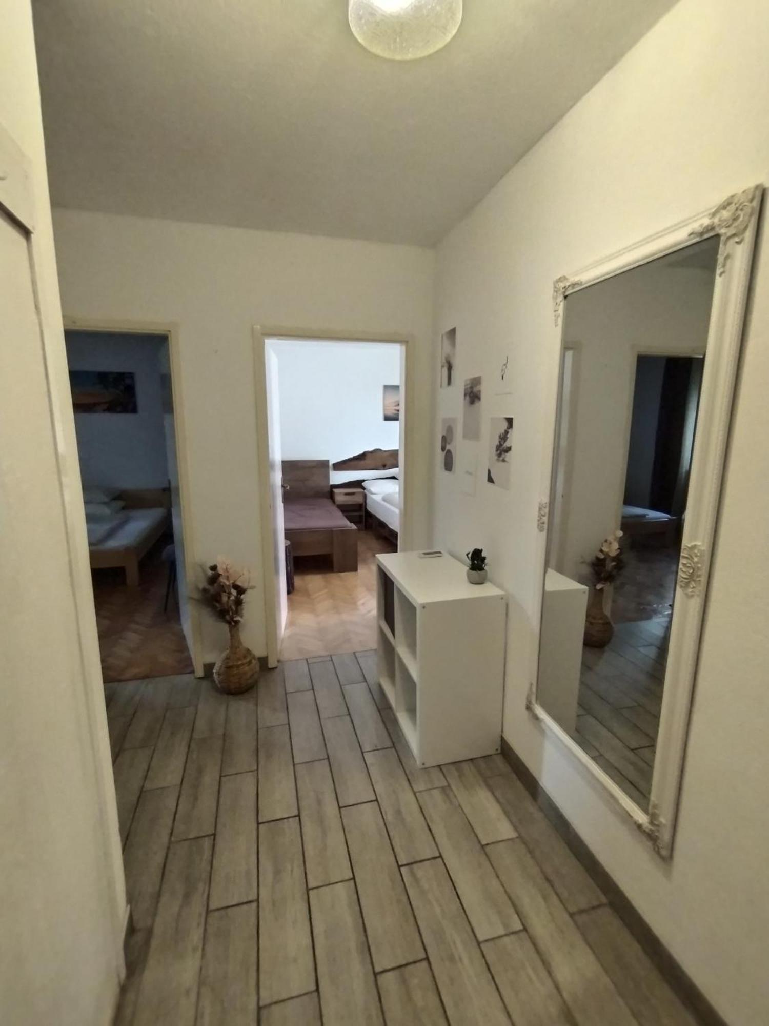 Stonewood Dalmacija Apartment พรีมอชเตน ห้อง รูปภาพ